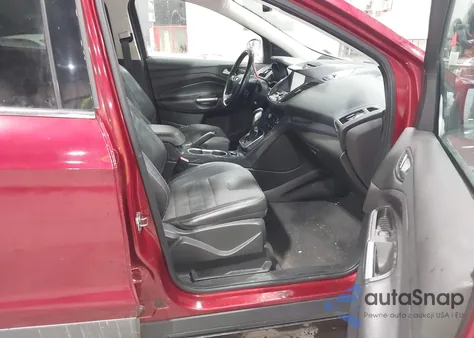 2013 Ford Escape Titanium z USA, uszkodzony, nr VIN 1FMCU9J95DUD31573